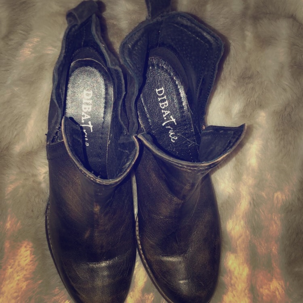 Women’s Diba True cut out bootie